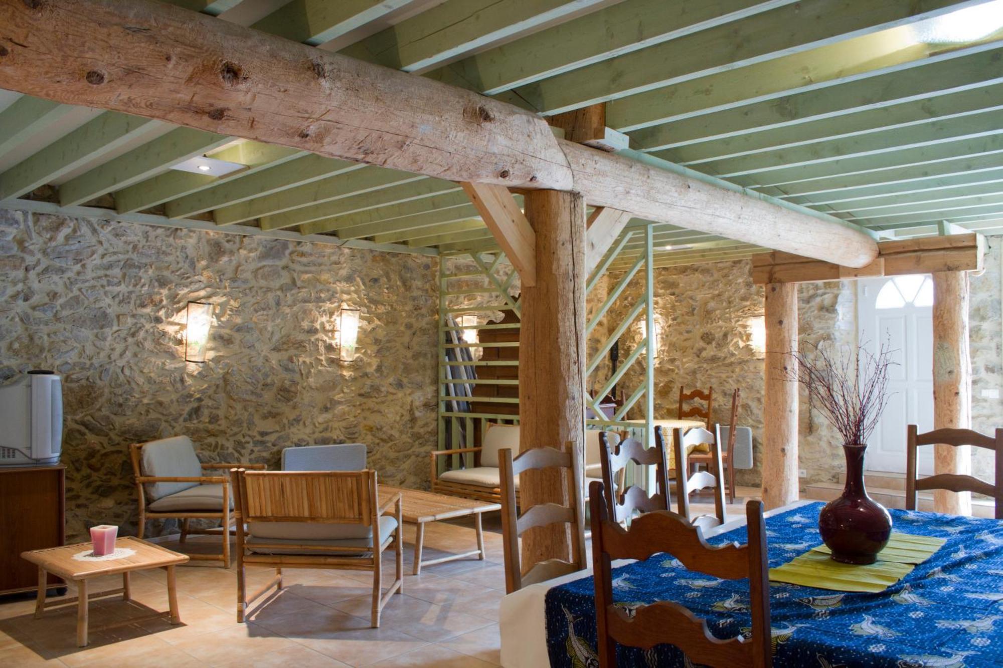 Chambres D'Hotes Les Gragniotes Tournissan Exterior photo
